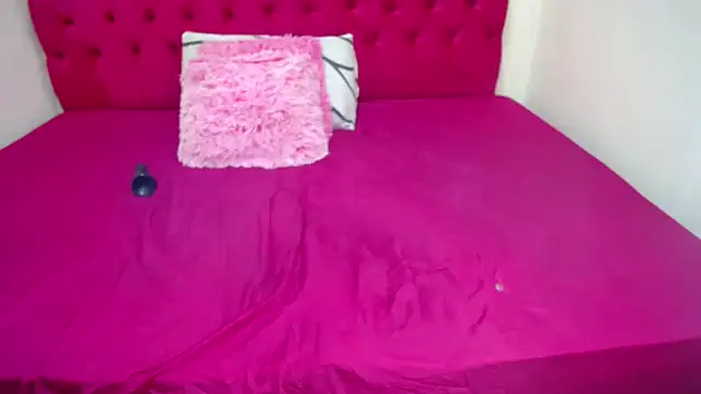 SultryTitsxxx online show from 01-25-25, 05:40