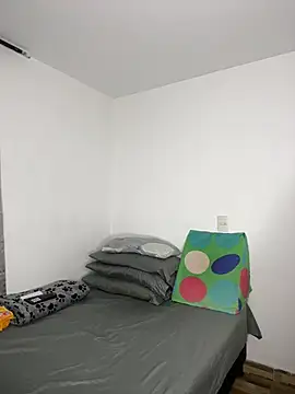 Young latin master777 online show from 01-08-25, 12:26