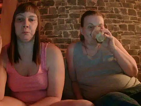 Sweet Phoenix online show from 01-21-25, 06:02