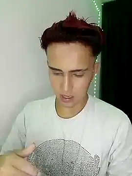 Lian Noath online show from 02-05-25, 01:04