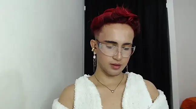 Lian Noath online show from 02-06-25, 01:05