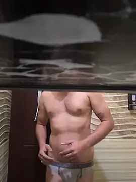 Snapshot of skyisthelimit12 chatting on 02-02-25, 05:53 skyisthelimit12 online show from 02-02-25, 05:53