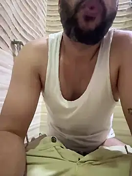 Snapshot of skyisthelimit12 chatting on 02-25-25, 02:22 skyisthelimit12 online show from 02-25-25, 02:22