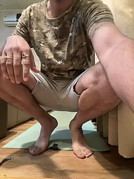 Snapshot of skyisthelimit12 chatting on 03-19-25, 01:54 skyisthelimit12 online show from 03-19-25, 01:54