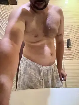 Snapshot of skyisthelimit12 chatting on 09-24-25, 01:31 skyisthelimit12 online show from 09-24-25, 01:31