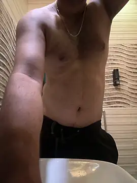 Snapshot of skyisthelimit12 chatting on 11-01-25, 05:20 skyisthelimit12 online show from 11-01-25, 05:20