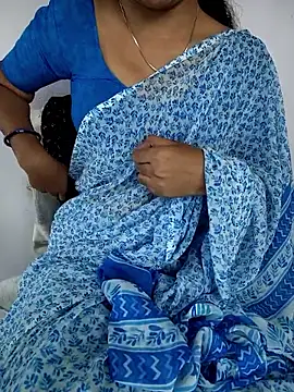 lovelygirl4567 online show from 03-05-26, 05:03