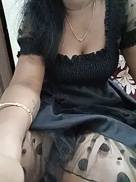 Snapshot of Tamil_Vishalini chatting on 07-05-26, 05:31 Tamil Vishalini online show from 07-05-26, 05:31