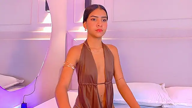 NaomiKlarc online show from 11-13-25, 03:38