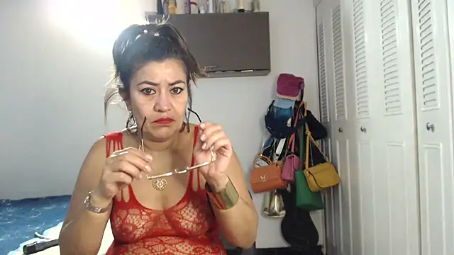 CamilaLix online show from 03-11-25, 11:01