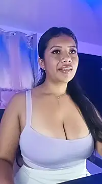 Snapshot of PaulaOrtiz_1 chatting on 01-20-25, 01:21 PaulaOrtiz 1 online show from 01-20-25, 01:21