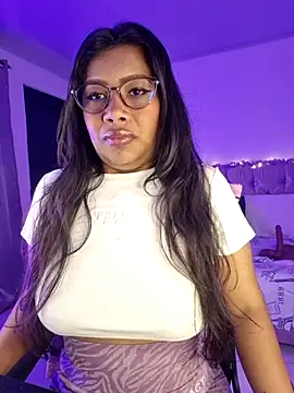 Snapshot of PaulaOrtiz_1 chatting on 10-06-25, 12:57 PaulaOrtiz 1 online show from 10-06-25, 12:57