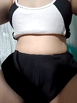 Snapshot of feng-a chatting on 01-02-25, 01:40 feng-a online show from 01-02-25, 01:40