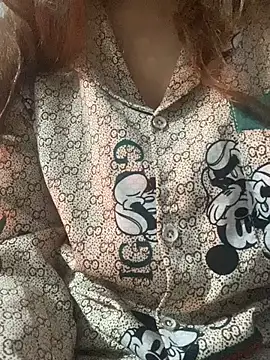 Snapshot of feng-a chatting on 01-08-25, 03:39 feng-a online show from 01-08-25, 03:39