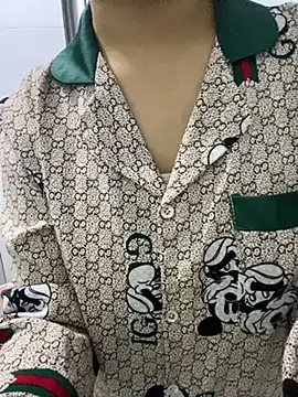 Snapshot of feng-a chatting on 01-14-25, 10:27 feng-a online show from 01-14-25, 10:27