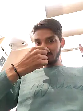 Snapshot of Tarun_0026 chatting on 03-03-26, 06:30 Tarun 0026 online show from 03-03-26, 06:30