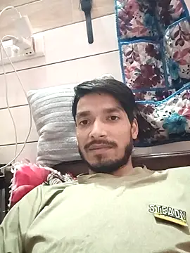 Snapshot of Tarun_0026 chatting on 05-21-26, 02:13 Tarun 0026 online show from 05-21-26, 02:13