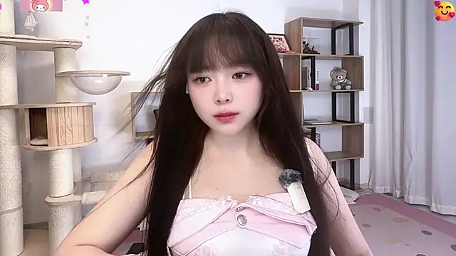 Chenjing0 online show from 07-18-26, 12:53