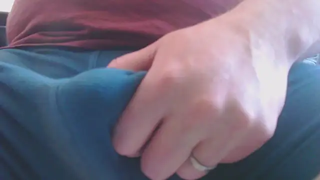 Snapshot of calypsohot chatting on 06-19-26, 09:13 calypsohot online show from 06-19-26, 09:13