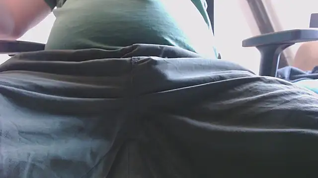 Snapshot of calypsohot chatting on 07-09-26, 07:56 calypsohot online show from 07-09-26, 07:56