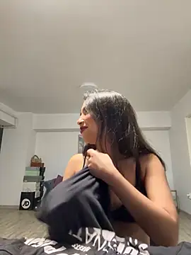 Snapshot of miaceleste chatting on 10-03-25, 04:48 miaceleste online show from 10-03-25, 04:48