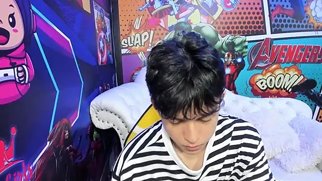 Snapshot of jisuscat chatting on 03-08-25, 09:50 jisuscat online show from 03-08-25, 09:50