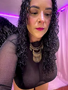 ariadna cooper online show from 10-26-25, 04:40