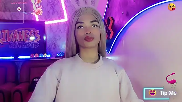 Snapshot of Gisele_fox chatting on 02-25-25, 07:25 Gisele fox online show from 02-25-25, 07:25