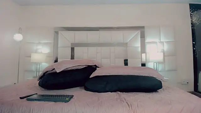 Snapshot of Gisele_fox chatting on 03-08-25, 10:34 Gisele fox online show from 03-08-25, 10:34