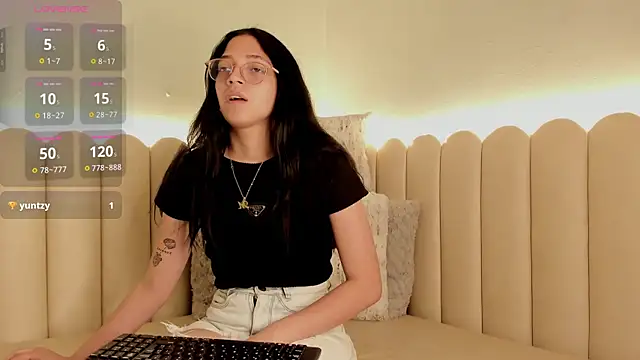 catalina rrosee online show from 01-02-25, 10:22