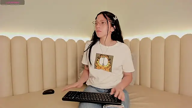 catalina rrosee online show from 01-03-25, 10:29