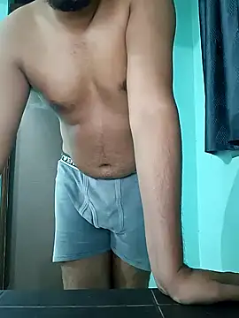 Snapshot of Desi_Heat chatting on 01-01-25, 04:29 Desi Heat online show from 01-01-25, 04:29