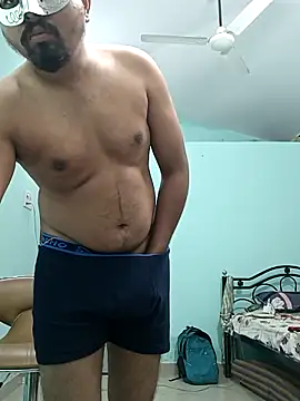 Snapshot of Desi_Heat chatting on 03-19-25, 02:48 Desi Heat online show from 03-19-25, 02:48