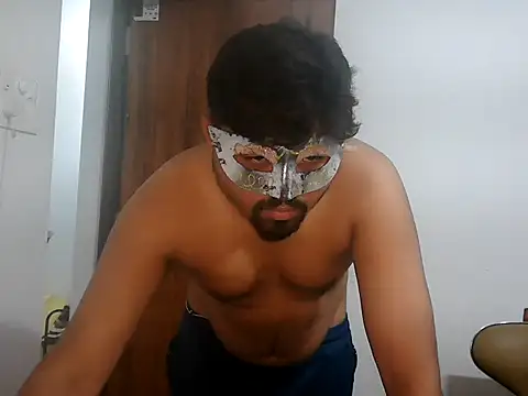 Snapshot of Desi_Heat chatting on 09-09-25, 05:01 Desi Heat online show from 09-09-25, 05:01