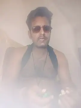 MAGNETICDADDY8 online show from 10-28-25, 03:47