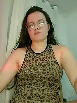 Snapshot of camillebr chatting on 03-22-26, 10:24 camillebr online show from 03-22-26, 10:24