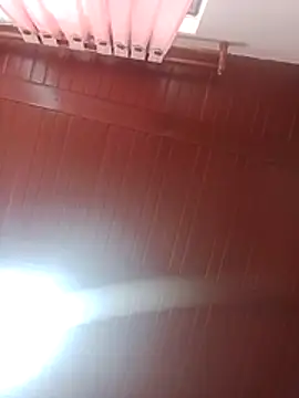 Snapshot of boobsTaylor chatting on 11-09-25, 07:45 boobsTaylor online show from 11-09-25, 07:45