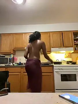 Yoshibaby2670 online show from 02-03-25, 01:41