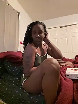 Yoshibaby2670 online show from 02-11-25, 11:12