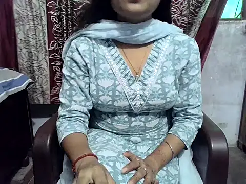 SIYA MAVI online show from 05-02-26, 01:54