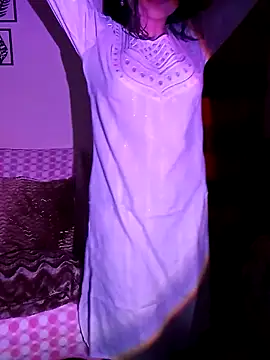 Angelnirvanaa online show from 10-29-25, 04:09