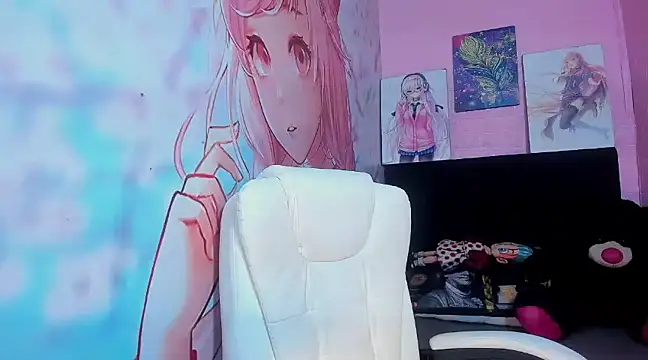 Snapshot of Ji_Eun chatting on 01-04-25, 12:59 Ji Eun online show from 01-04-25, 12:59