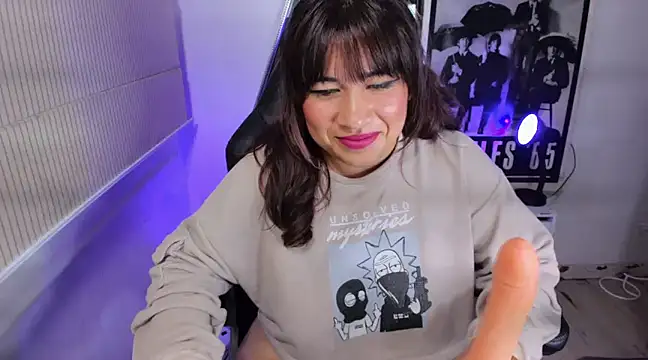 Snapshot of Ji_Eun chatting on 01-05-25, 06:35 Ji Eun online show from 01-05-25, 06:35