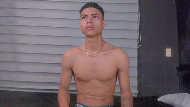 adam piarse01 online show from 03-11-25, 11:48