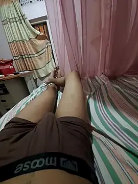 Snapshot of MelaniSL chatting on 10-18-25, 05:14 MelaniSL online show from 10-18-25, 05:14