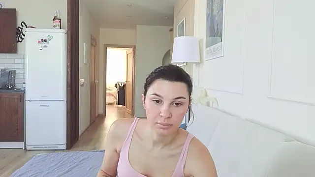 KristineEsme online show from 02-20-26, 05:59