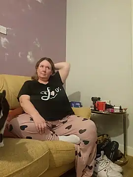 curvy girl71 online show from 03-10-25, 06:56