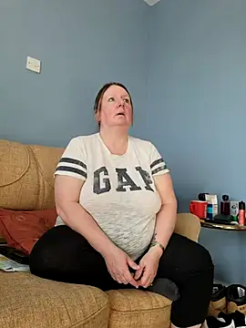 curvy girl71 online show from 03-20-25, 01:48