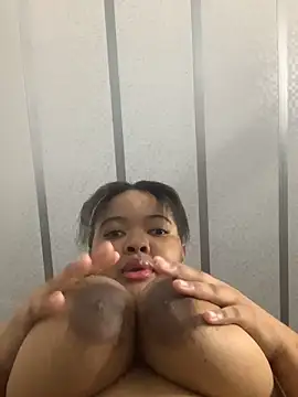 sexytinashe21 online show from 11-11-25, 09:04