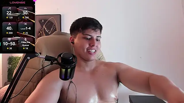 Snapshot of Thom_Ohtani chatting on 02-07-26, 02:59 Thom Ohtani online show from 02-07-26, 02:59